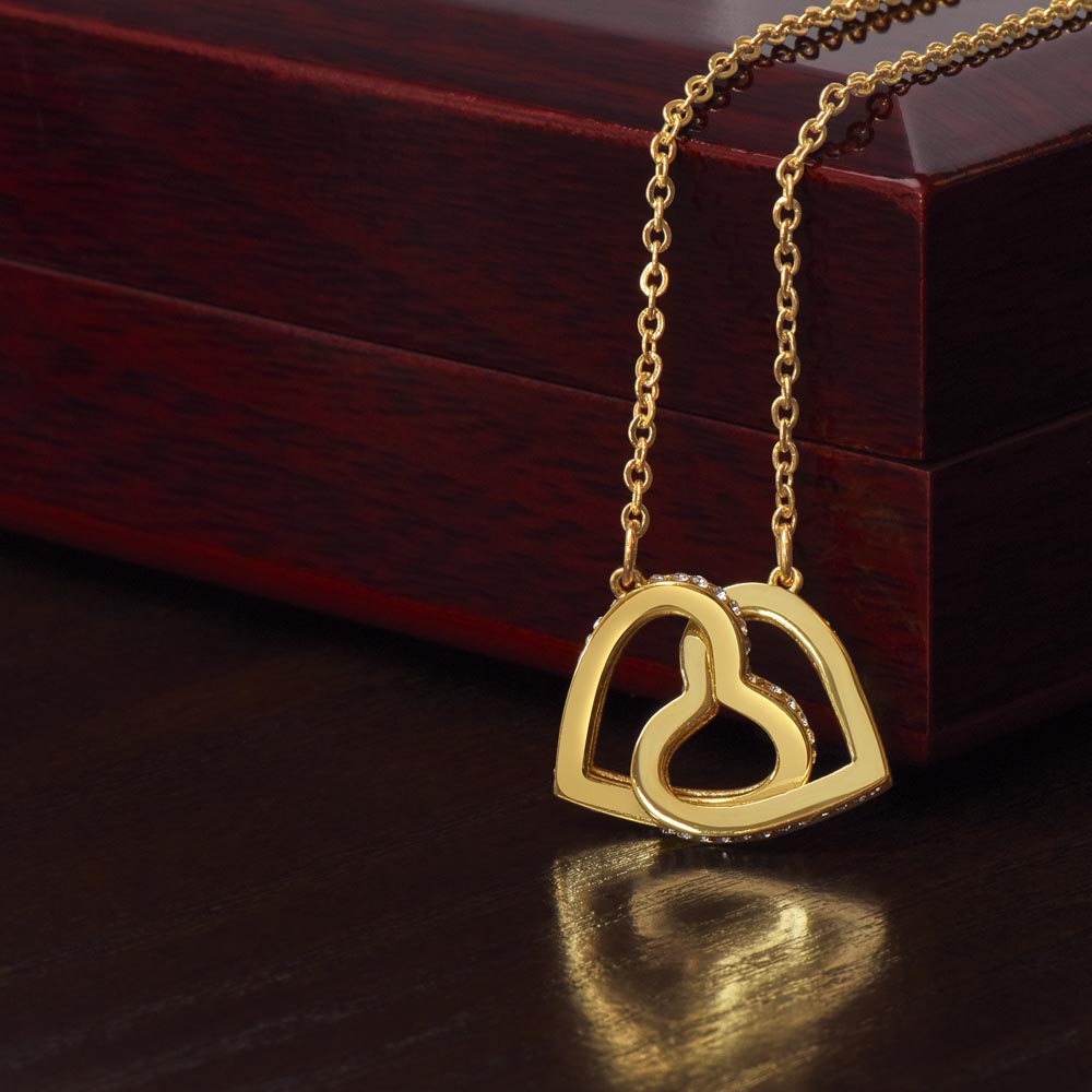 All Females ~ Interlocking Hearts  [NO MESSAGE CARD]